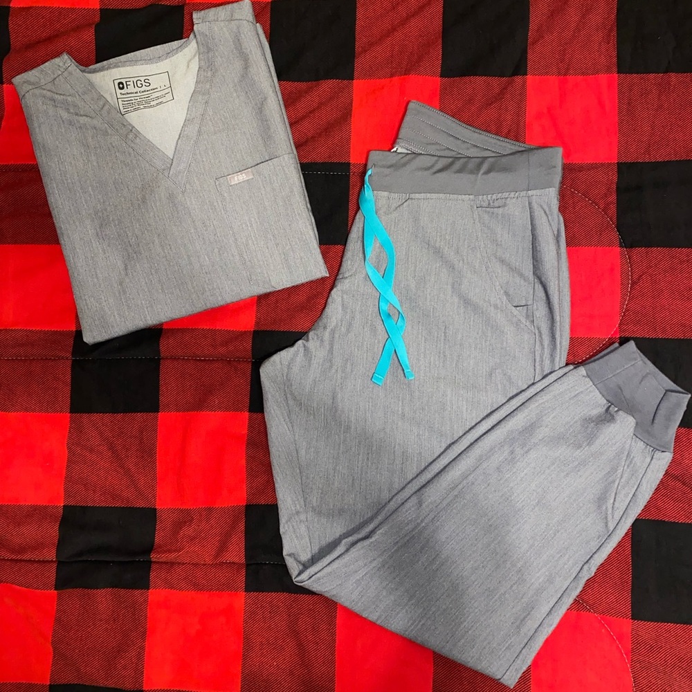 ✨ FIGS ~ Graphite ~ Zamora Jogger (Large Regular) ~ Catarina Top (Large) ✨